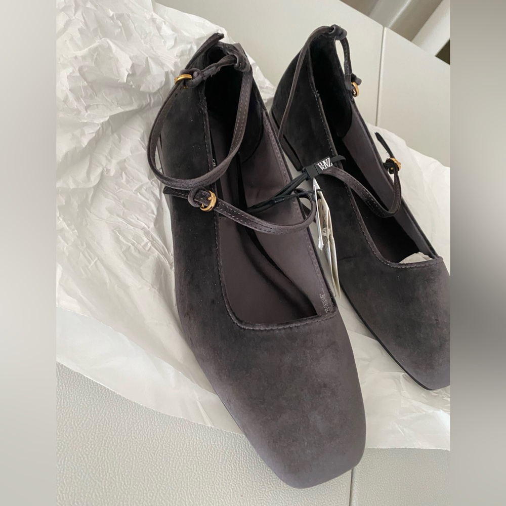 Zara Gray Velvet Ballet Flats shoes Buckle Strap Mary Jane Square size 9 40 NWT - Picture 11 of 12